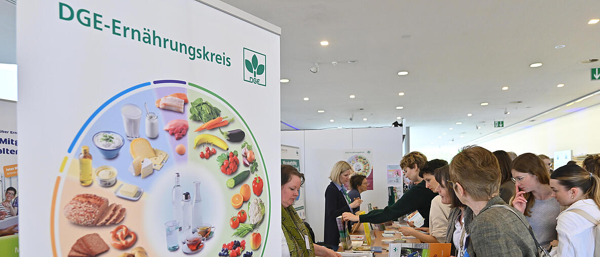 Der DGE-Ausstellerstand auf dem VDD Bundeskongress 2024