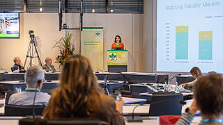 Dr. Eva-Maria Endres