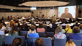 Preisverleihung, live dazugeschaltet Josef Wirnshofer