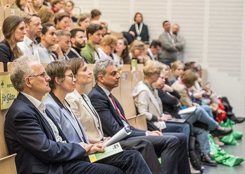 Die Zukunft is(s)t pflanzenbasiert | DGE